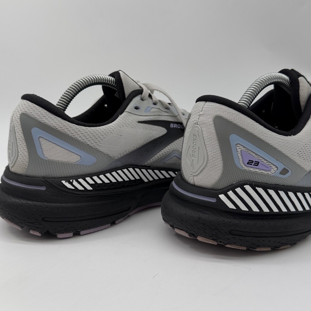 Brooks Adrenaline GTS Men’s Running Shoes in Light Gray and Black - Picture 12 of 16